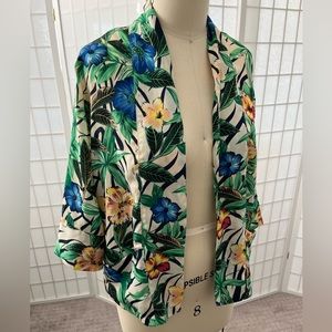 New Vera & Lucy Tropical Floral Top